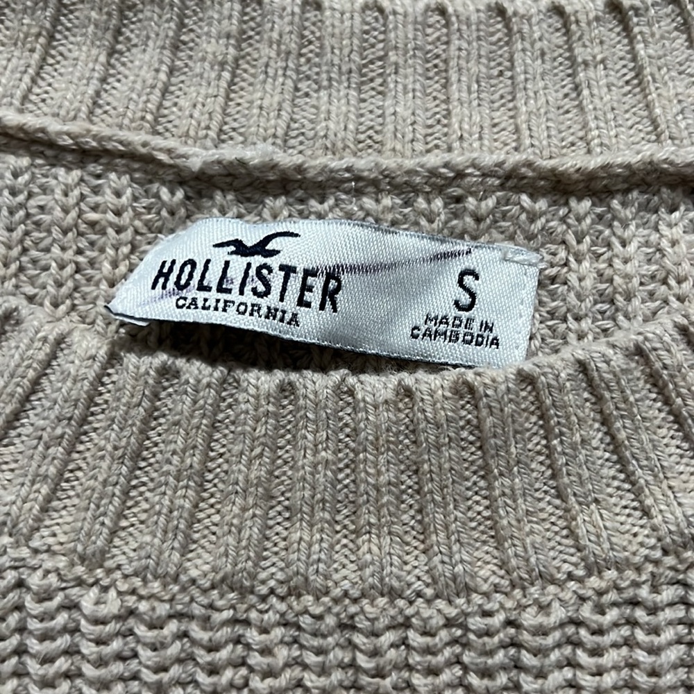 Hollister Sweater View 4
